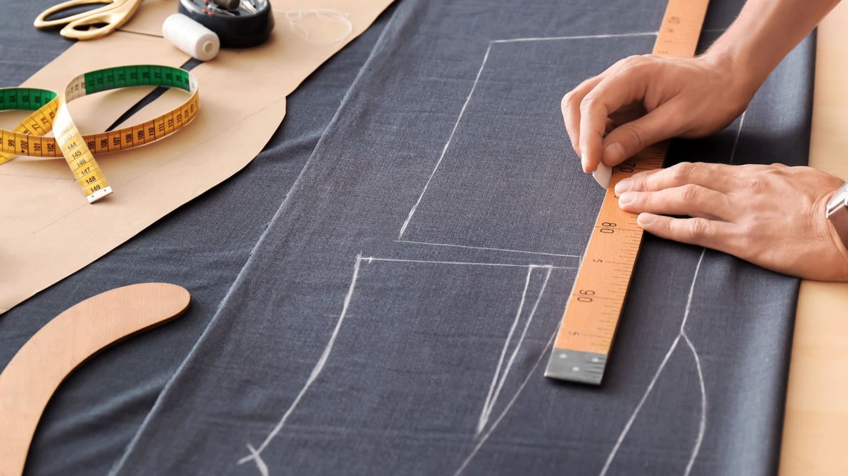 Pre-production clothing sample inspection and measurement evaluation
